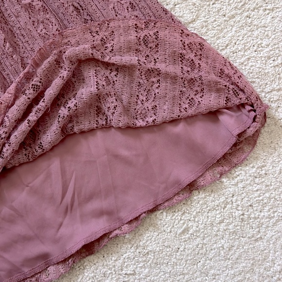 American Eagle Lace Dress - Picture 3 of 10